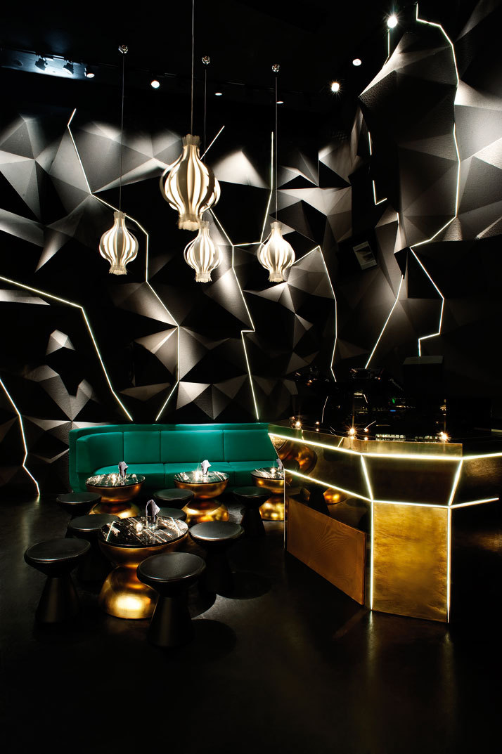 广州堏氏设计—高德.汇Karaok Tv前期概念方案_tazmania-ballroom-hong-kong-tom-dixon-Gilbert-Yeung-yatzer-3.jpg