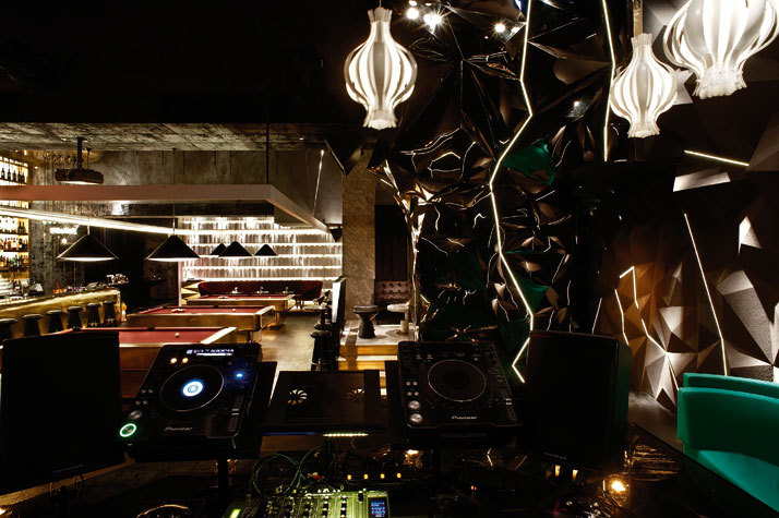 广州堏氏设计—高德.汇Karaok Tv前期概念方案_tazmania-ballroom-hong-kong-tom-dixon-Gilbert-Yeung-yatzer-5.jpg