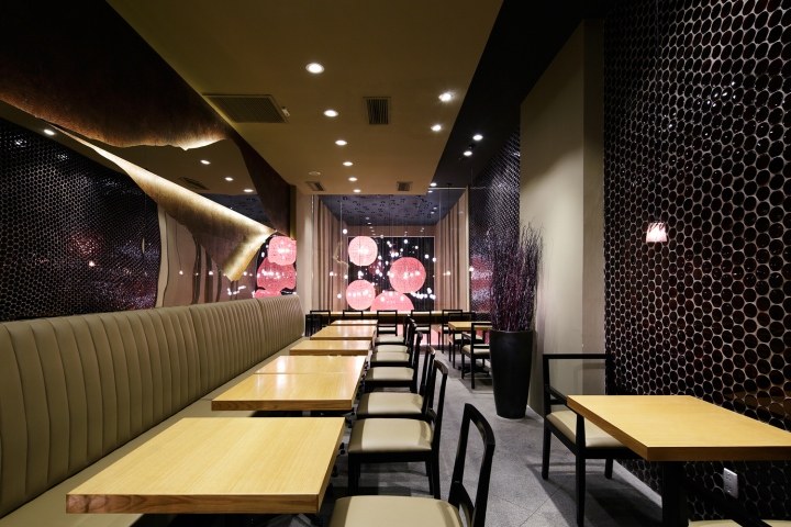 越南胡志明市KISHIN拉面餐厅空间设计_4_awz5Uj94D4777Twud7Y4_large.jpg