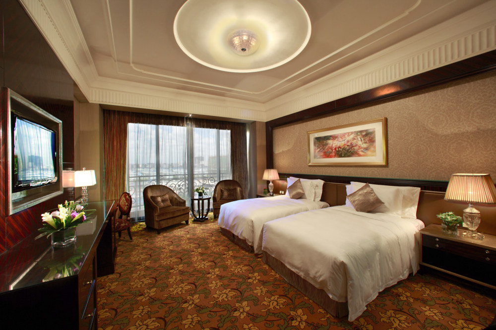 上海浦东星河湾酒店(官方摄影) Chateau Nouveau Pudong_48422968-H1-Deluxe_Room_Main_.jpg