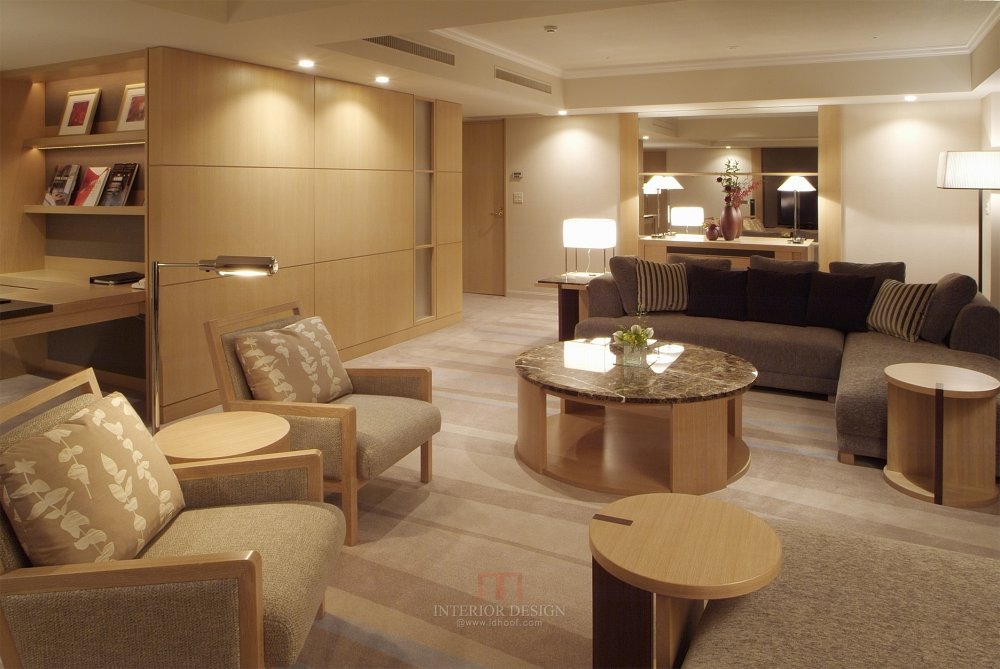 北海道洞爷湖温莎度假酒店 Windsor Hotel Toya Resort_46877134-H1-G8SummitSuite_livingroom.jpg