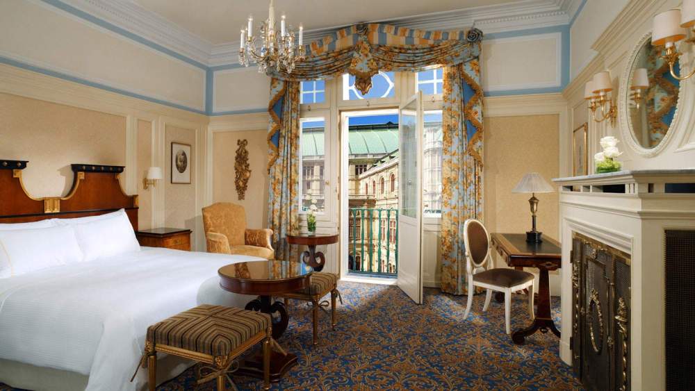 奥地利维也纳布里斯托尔酒店 Hotel Bristol Vienna_Hotel-Bristol-Wien-Deluxe-Zimmer-Oper-HD.jpg