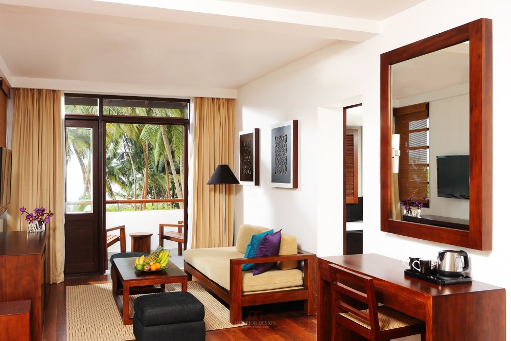 斯里兰卡阿瓦尼卡卢特勒度假村 Avani Kalutara Resort_60275916-H1-Junior_Suite_Sitting_Area.jpg