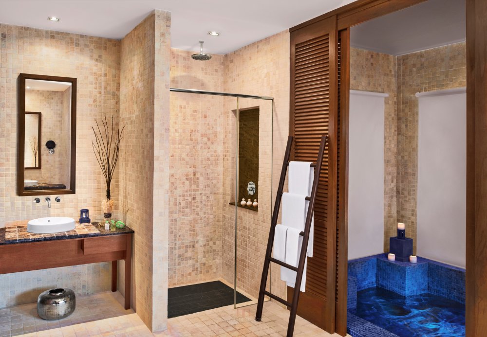 吉隆坡黄金棕榈树渡假村 Golden Palm Tree Iconic Resort & Spa_59917512-H1-Three_Bedroom_Villa_master_bathroom.jpg