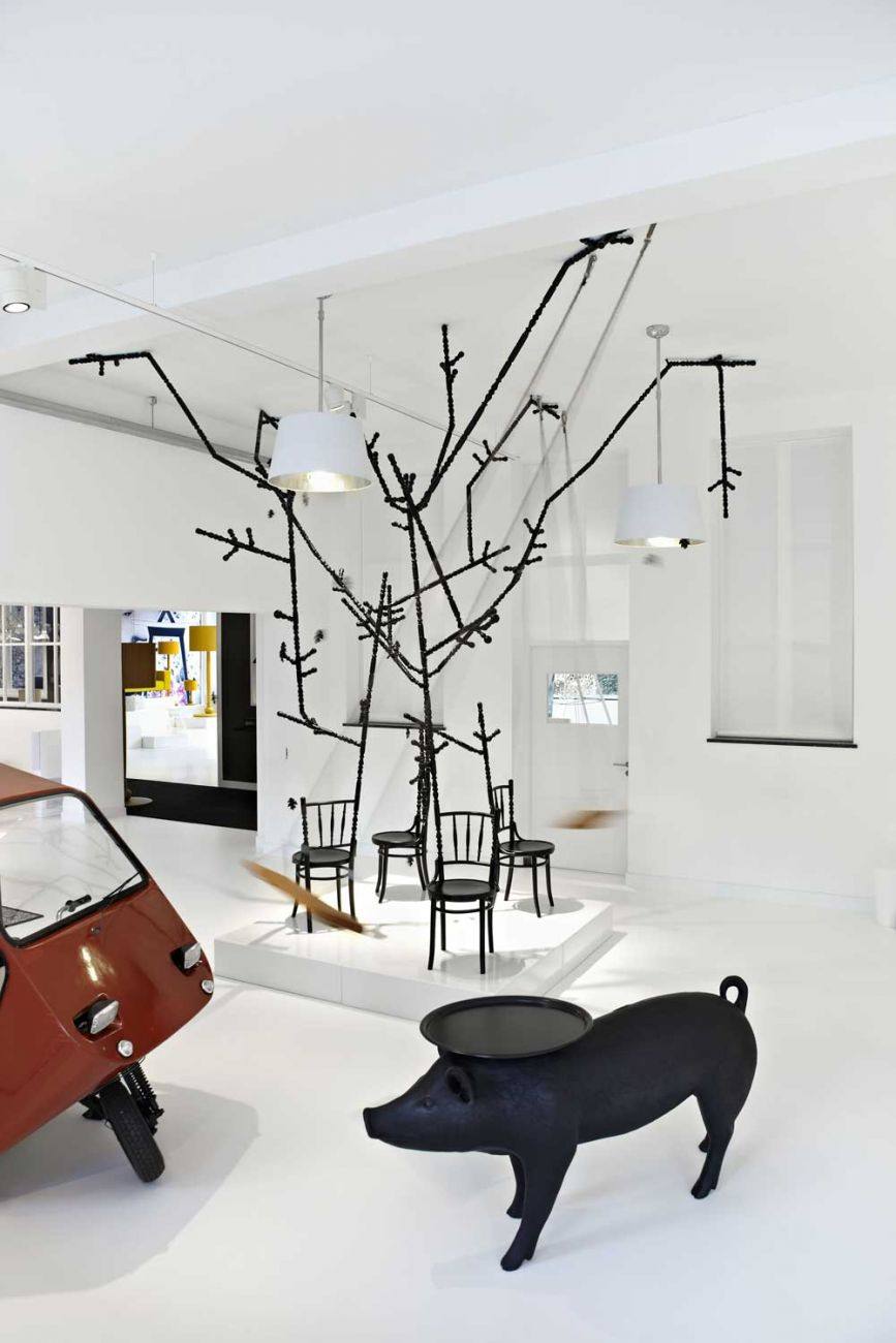 荷兰家具品牌 Moooi```高清综合贴···后现代_moooi-amsterdam-extension-chair-installation-4.jpg