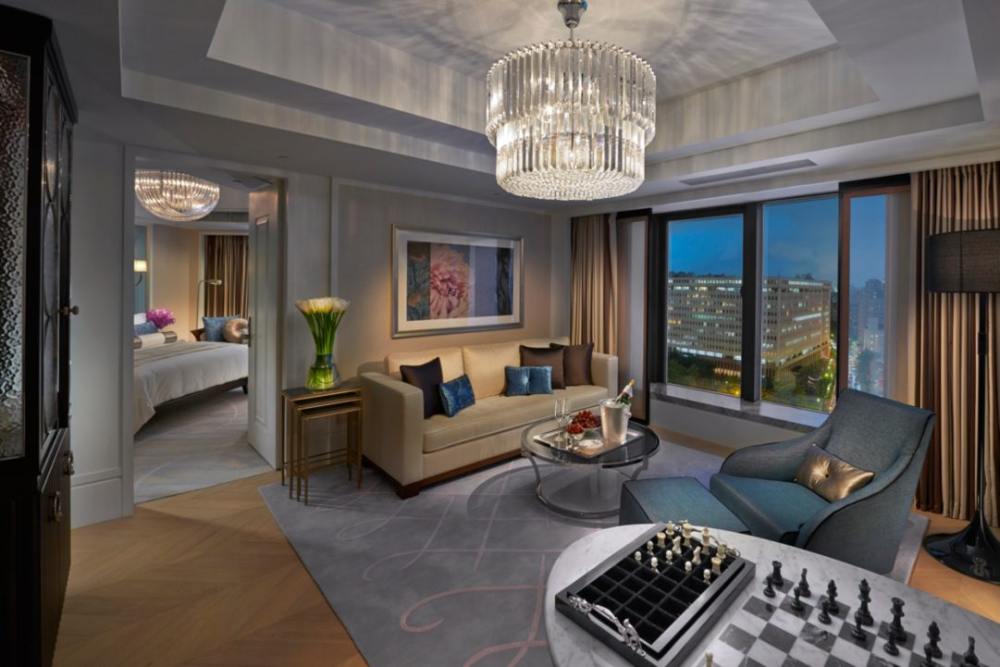 台北文华东方酒店 Mandarin Oriental Taipei（官方摄影）_taipei-suite-city-living-room.jpg