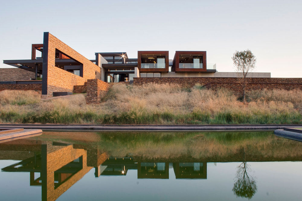 House Boz by Nico Van Der Meulen Architects and M Square Lifestyle Design_house-boz-02.jpg