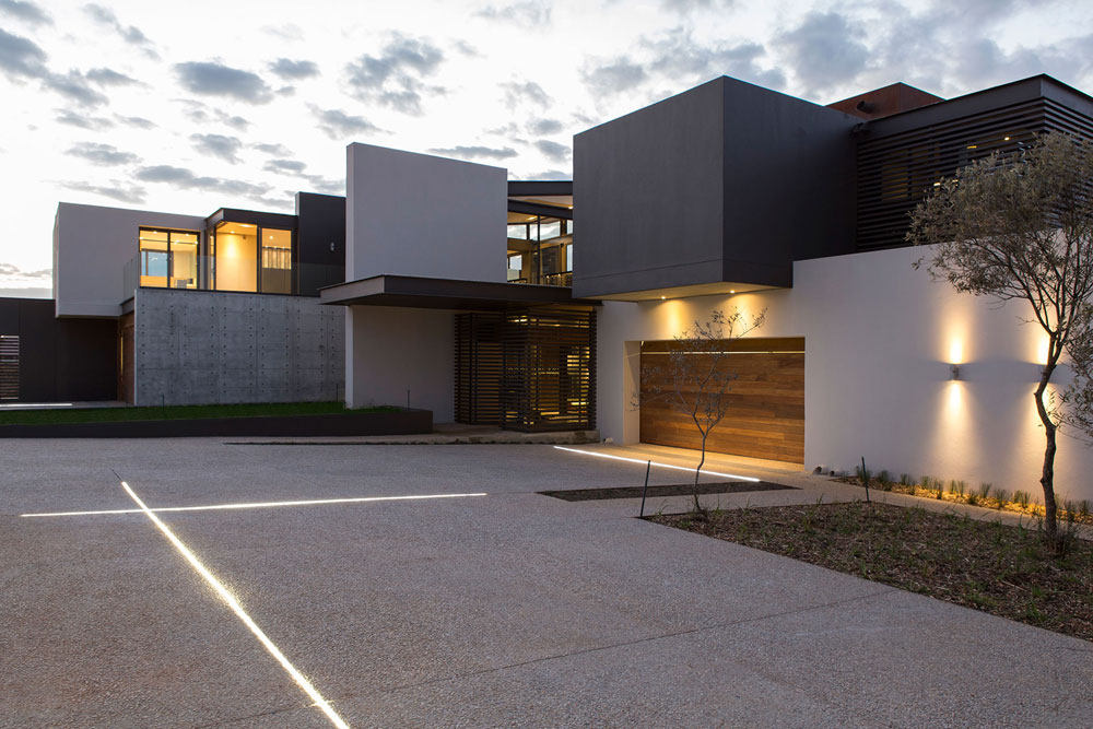 House Boz by Nico Van Der Meulen Architects and M Square Lifestyle Design_house-boz-06.jpg