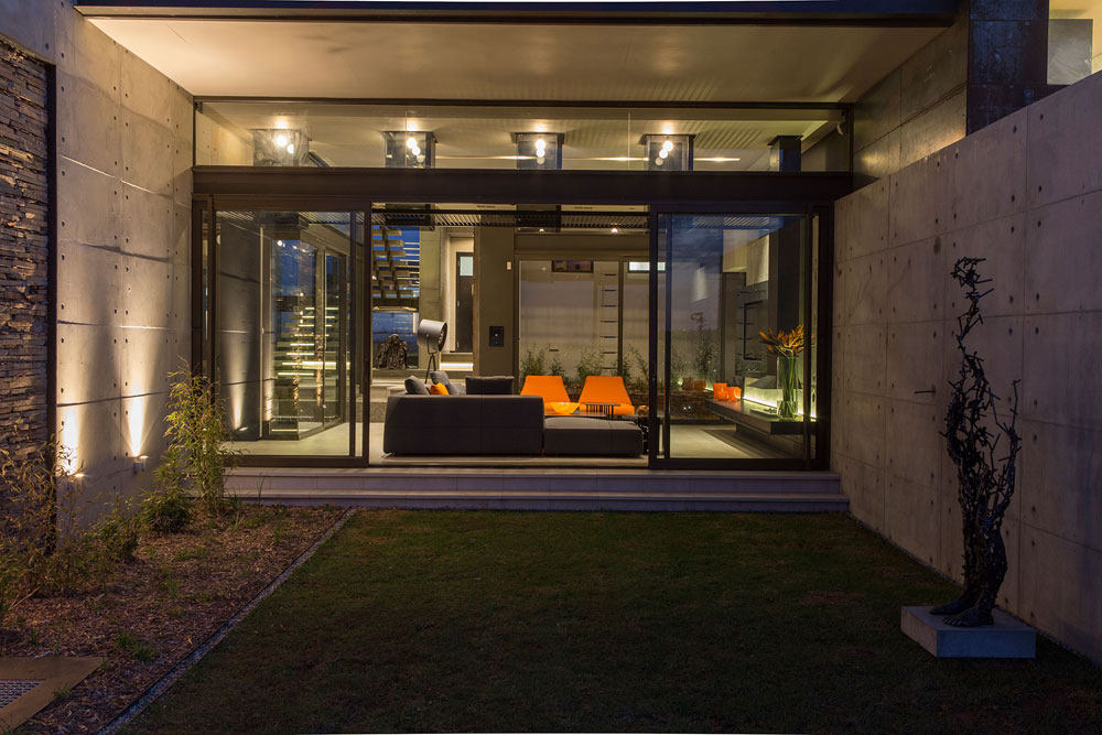 House Boz by Nico Van Der Meulen Architects and M Square Lifestyle Design_house-boz-18.jpg