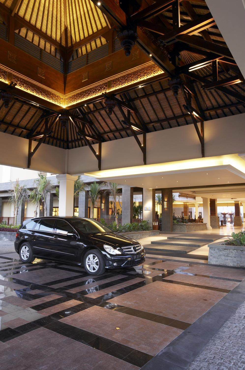 度假酒店参考资料_2)The St. Regis Bali Resort—Resort Porte Cocher 拍攝者.jpg