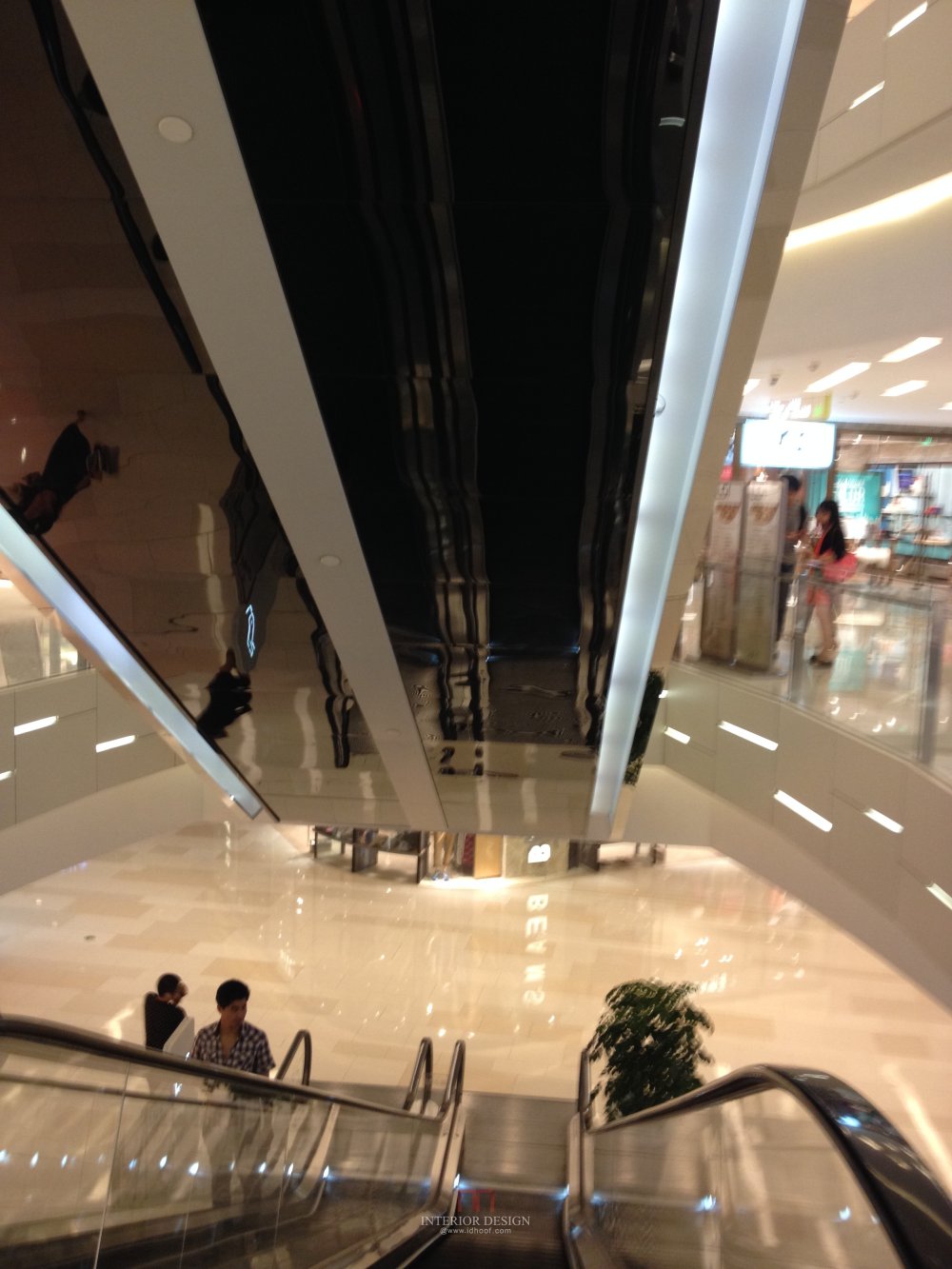 上海环贸Iapm购物商场---内部及细节自拍图_IMG_2611.JPG