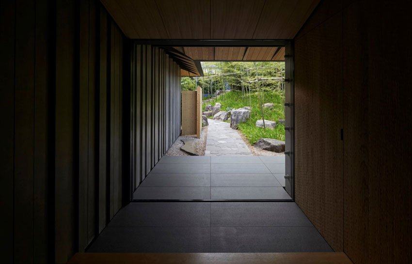 PC Garden House in Japan_PC-Garden-House-in-Japan-by-Kengo-Kuma-Yellowtrace-07.jpg