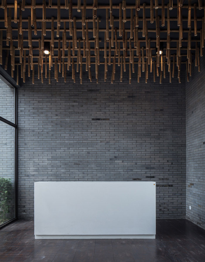 Bamboo Courtyard Teahouse / HWCD Associates__c_lrjQXoDZnViIwvAhj5j8_Ozx9ohSI64rjJmY3_LQvlp4aLFjLyea_-zxz_-AZ3T52mPPjlFYq6wOR.jpg