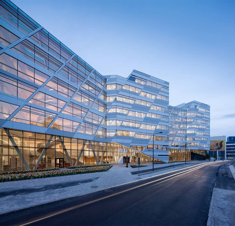 瑞典银行斯德哥尔摩总部大楼设计_popoffices-Swedbank-office- 3XN-13.jpg