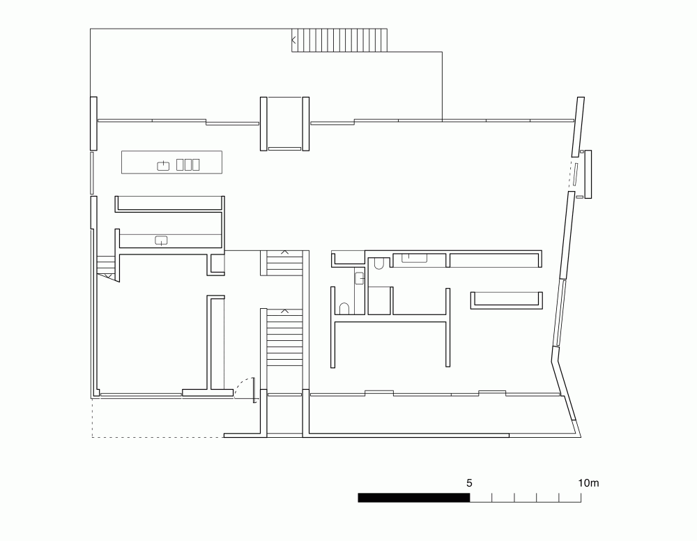 冰岛PK Arkitektar  B25 别墅_533a16f9c07a80be5200003e_b25-house-pk-arkitektar_upper_floor_plan-1000x776.png