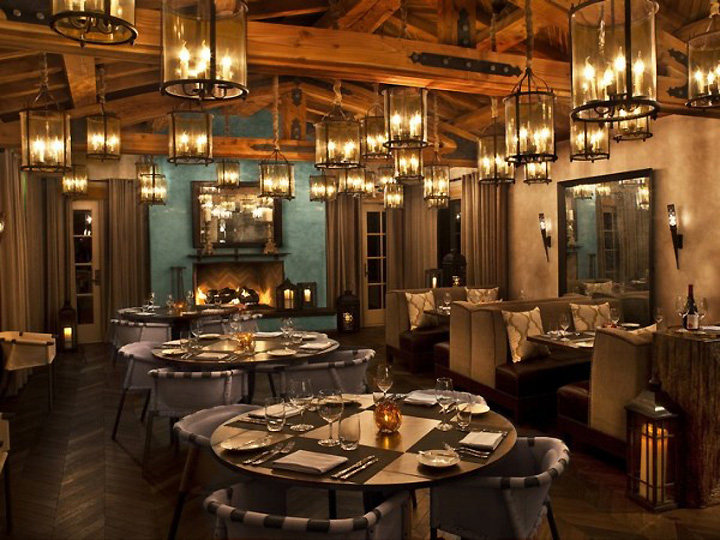 美国圣菲Veladora餐厅空间设计_4_qf6MtttzT7fuoPwj1LBO_large.jpg