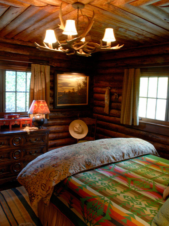 沃特金斯历史的牧场主屋_00009_rustic-bedroom.jpg