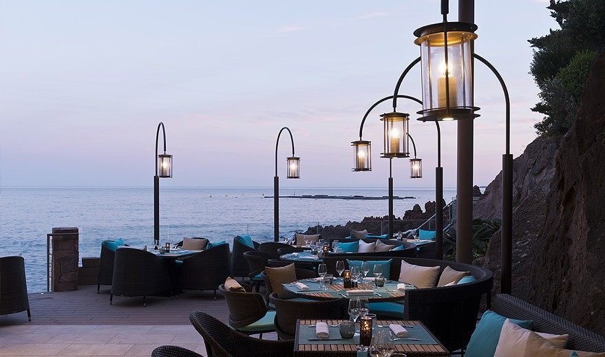 Moya-hotel-luxe-restaurant-beach-theoule-3c3e7c2cad.jpg