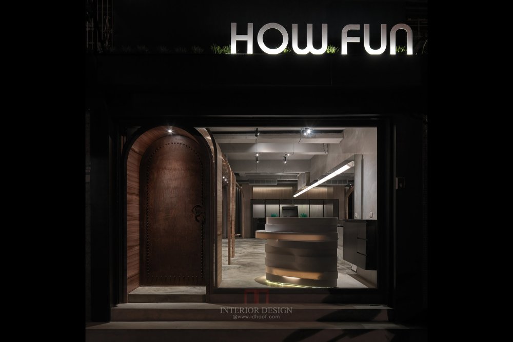 how fun美发沙龙_53f426cdc07a80388e000575_how-fun-hair-salon-jc-architecture_how_fun_jc01c41.jpg