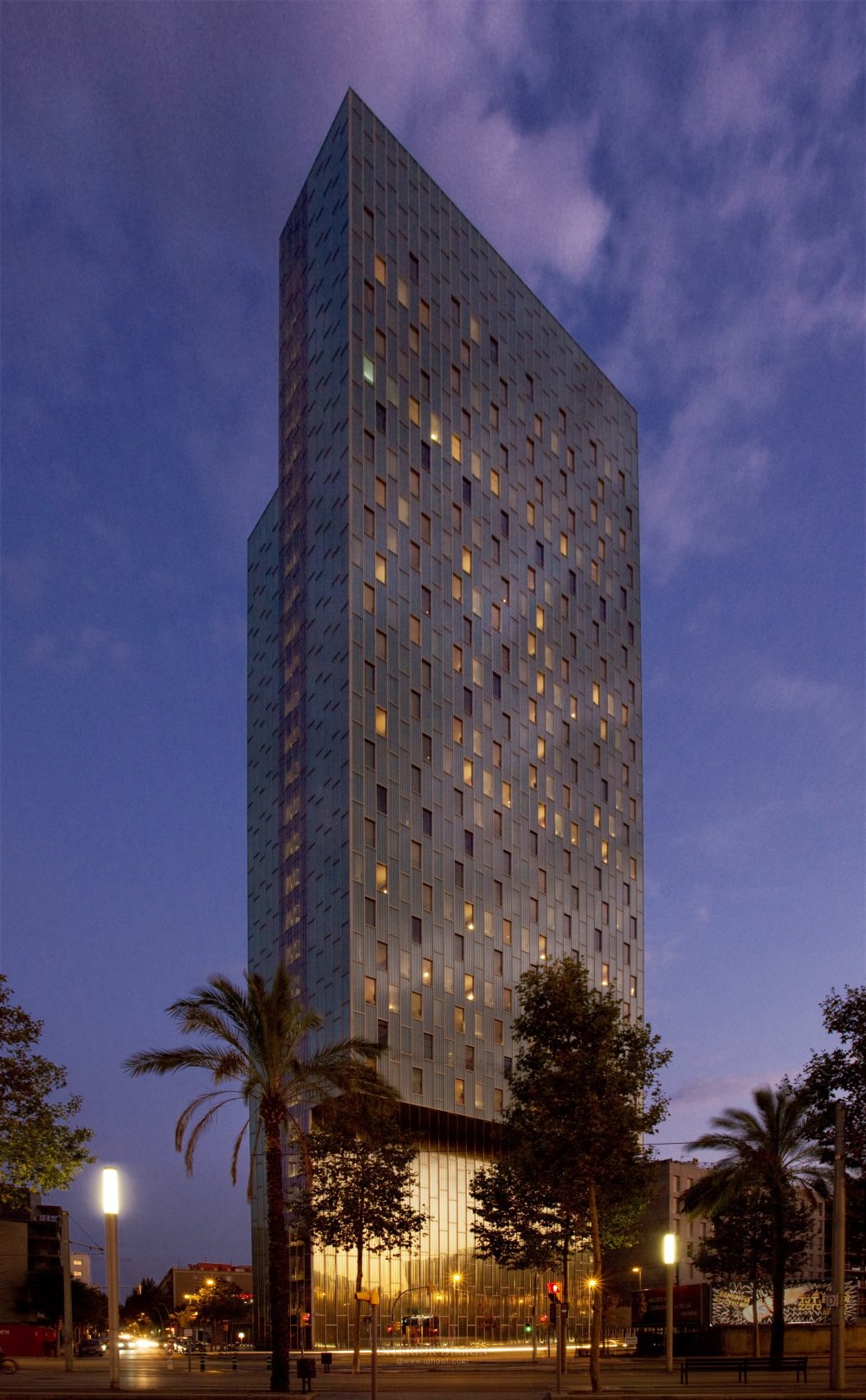 巴塞隆纳天空美利亚酒店 Meliá Barcelona Sky_02MeliaBarcelonaSky-General~0.jpg