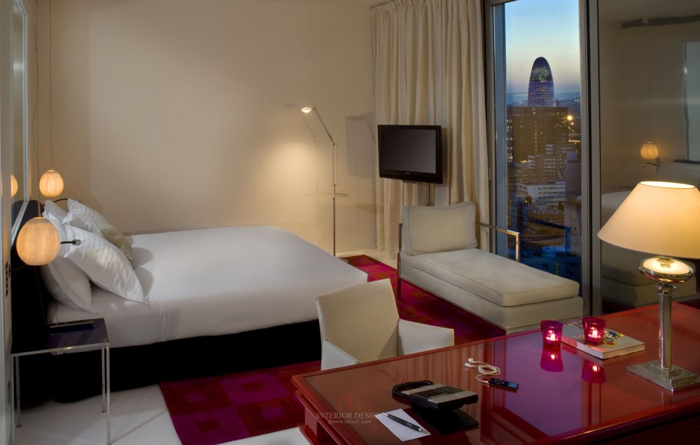 巴塞隆纳天空美利亚酒店 Meliá Barcelona Sky_22TheLevelAtMeliaBarcelonaSky-GrandPremiumRoomCityView.jpg