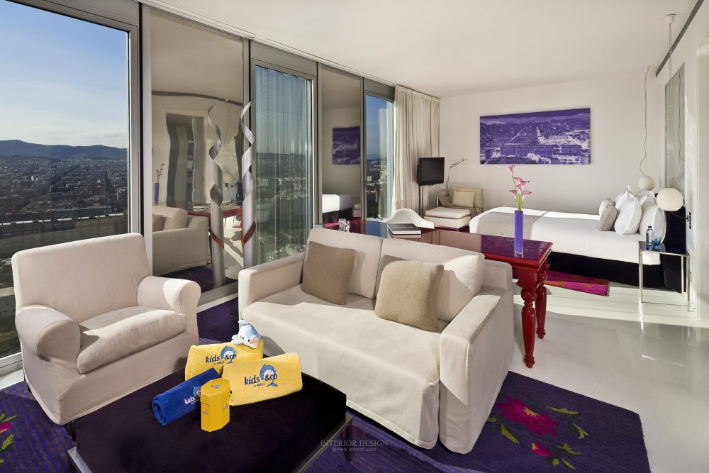 巴塞隆纳天空美利亚酒店 Meliá Barcelona Sky_35aTheLevelAtMeliaBarcelonaSky-FamilyRoomKidsPack.jpg