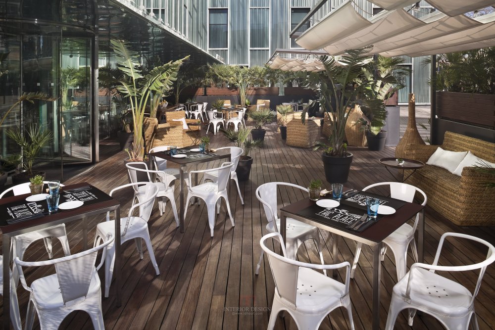 巴塞隆纳天空美利亚酒店 Meliá Barcelona Sky_67MeliaBarcelonaSky-ThePlaceTerrace.jpg