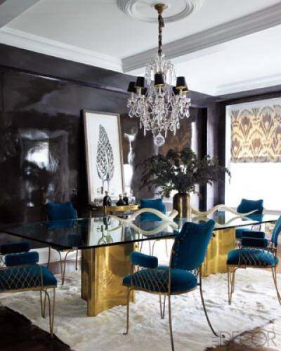 High-impact space with glossy, lacquered walls_psb.jpg