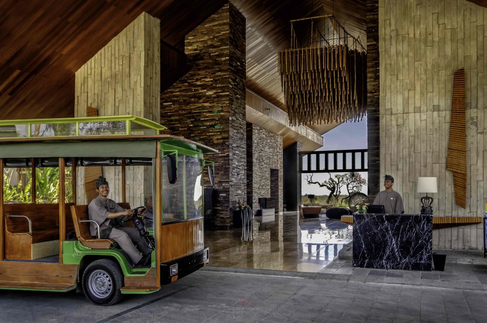 Tram shuttle at RIMBA Lobby.jpg