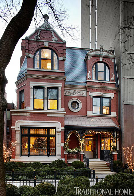 Elegant Chicago Holiday Home 001.jpg