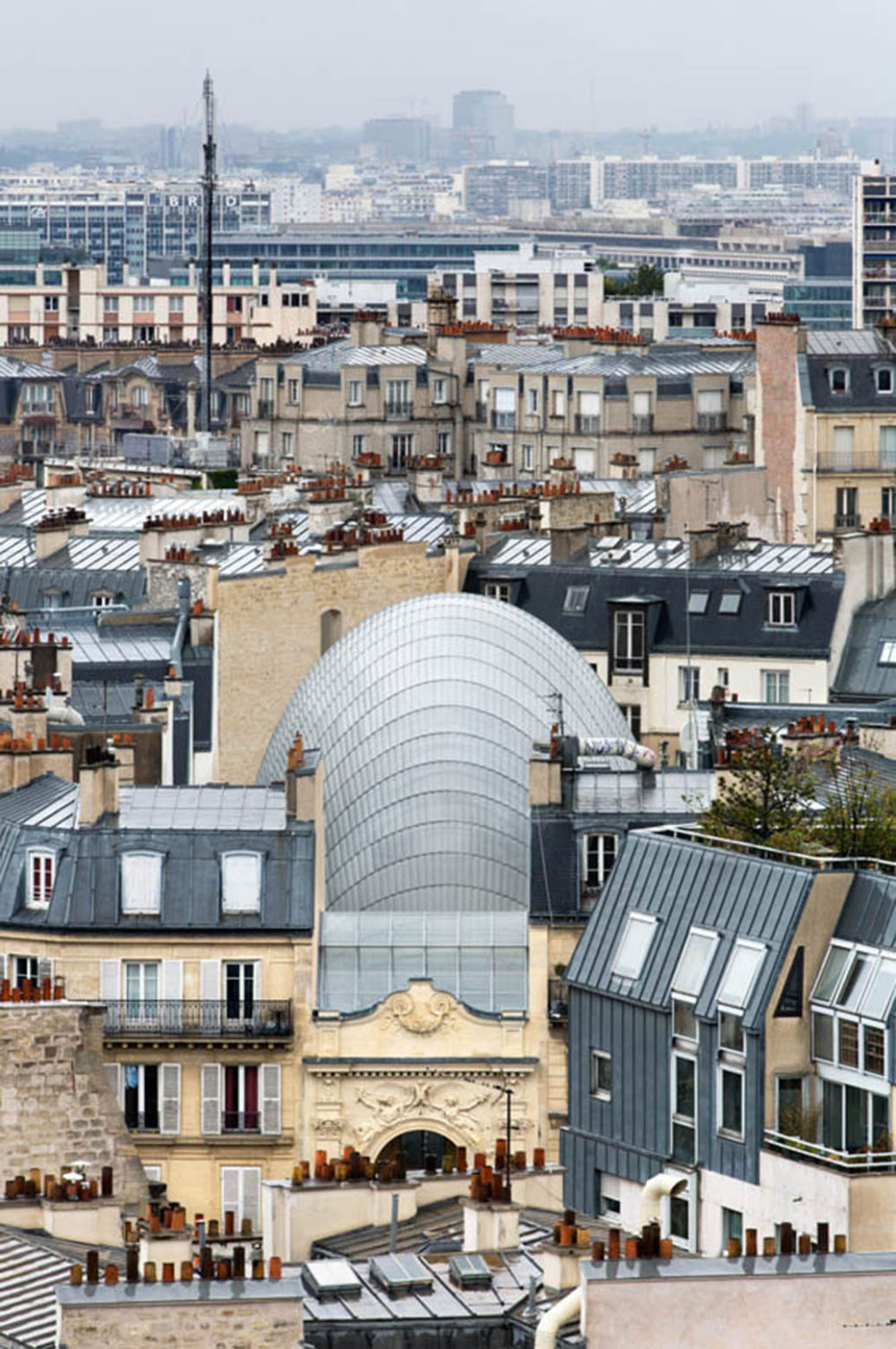 Pathé 基金会 / 皮亚诺厂房_5420deaec07a8086fc00008d_path-foundation-renzo-piano_fondation_jerome-seydoux_pa.jpg