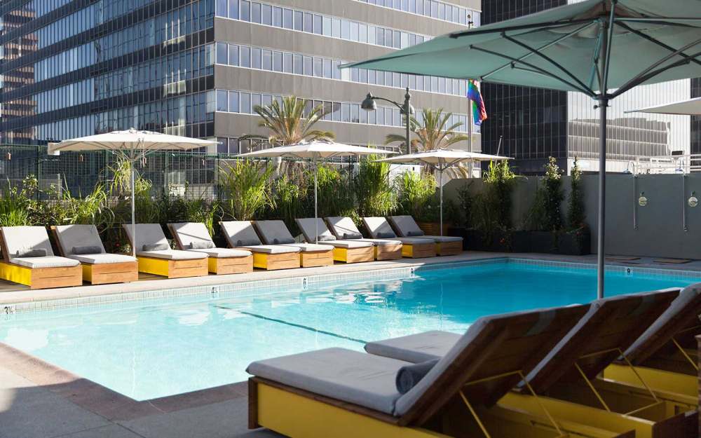 洛杉矶莱恩酒店 The Line Hotel Los Angeles_POOL-DECK-11.jpg