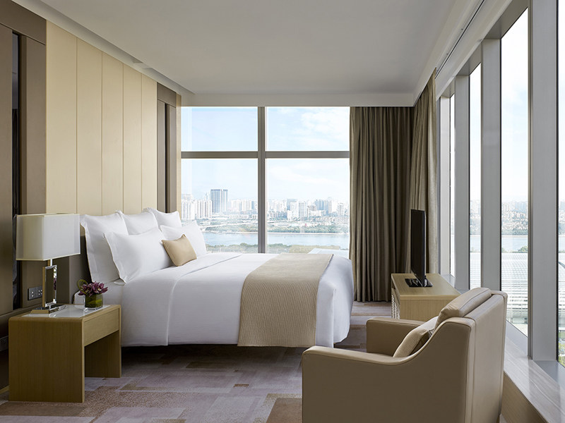 Yabu-广州朗豪酒店  Langham Place, Guangzhou_Suite Bedroom.jpg