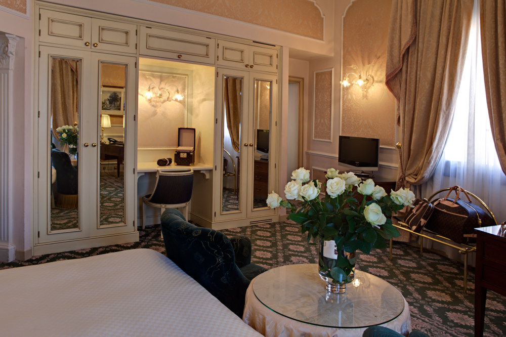 佛罗伦萨巴格里奥尼酒店(官方高清摄影) Grand Hotel Baglioni Fi..._38768187-H1-bologna_camera26.jpg