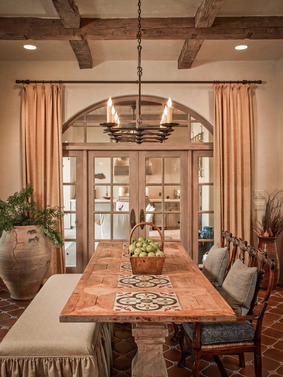 mediterranean-dining-room(2).jpg