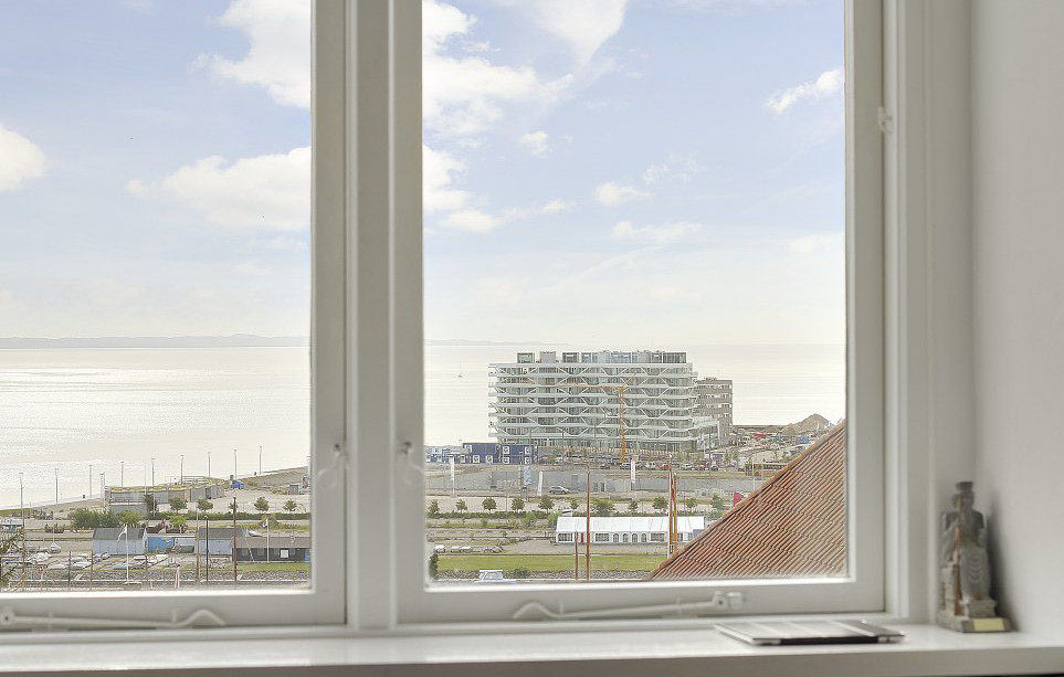 丹麦现代北欧风格的公寓_174415lrrupaqyidw230xz_018.jpg