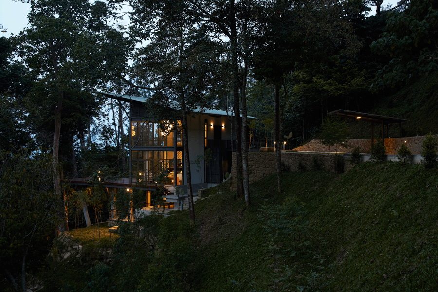 马来西亚热带森林里的景观住宅_Deck_House_hqroom_ru_9.jpg