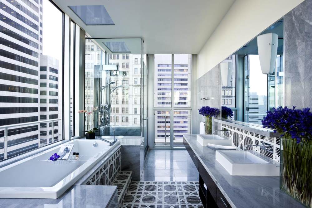 17)The Joule, Dallas—Penthouse Bath 拍攝者 Luxury Collection Hotels and Resorts.jpg