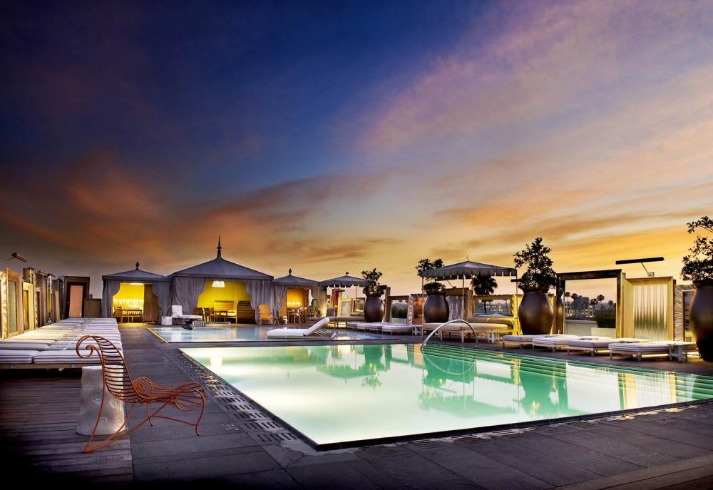 25)SLS Hotel at Beverly Hills—Altitude Pool Deck 拍攝者 Luxury Collection Hotel.jpg