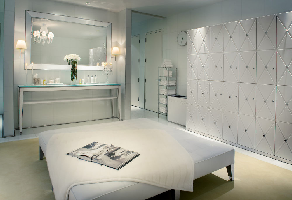 46)SLS Hotel at Beverly Hills—Ciel Spa Womens Locker Room 拍攝者 Luxury Collect.jpg