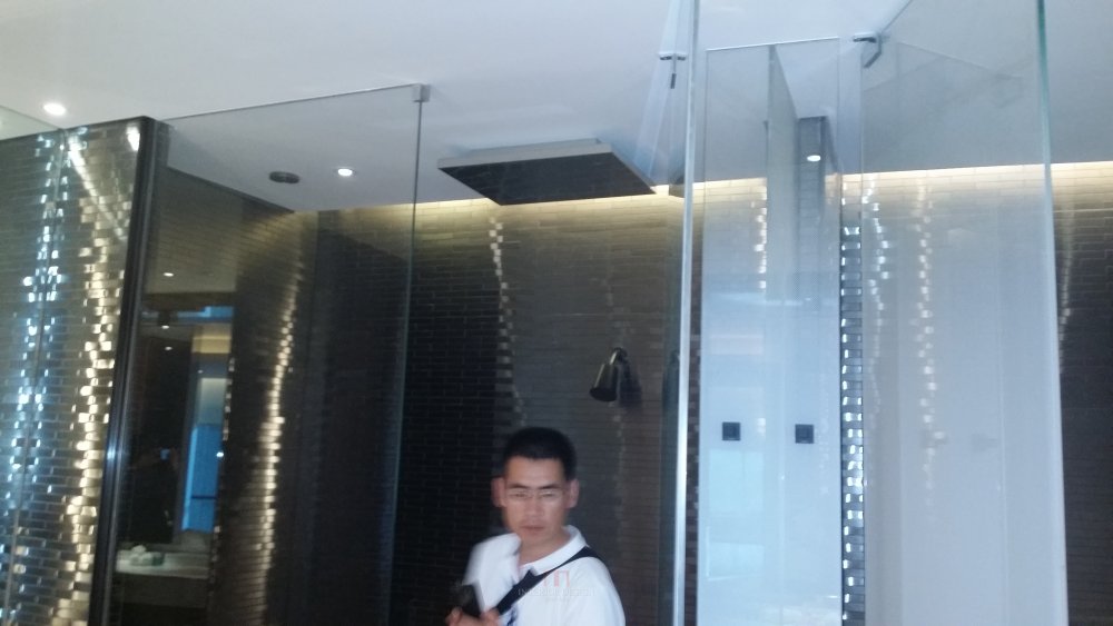 上海w酒店样板间+走道电梯厅现场照片 英国G A  设计_20140530_142350.jpg