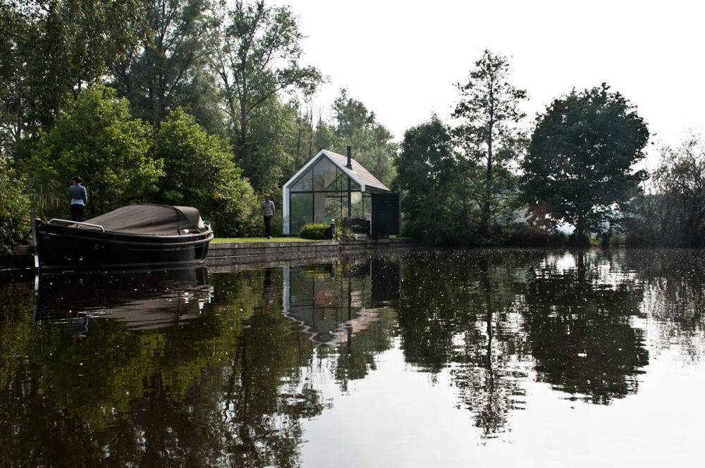 荷兰 Loosdrechtse Plas的河畔休闲屋_Recreational-Island-House-02.jpg