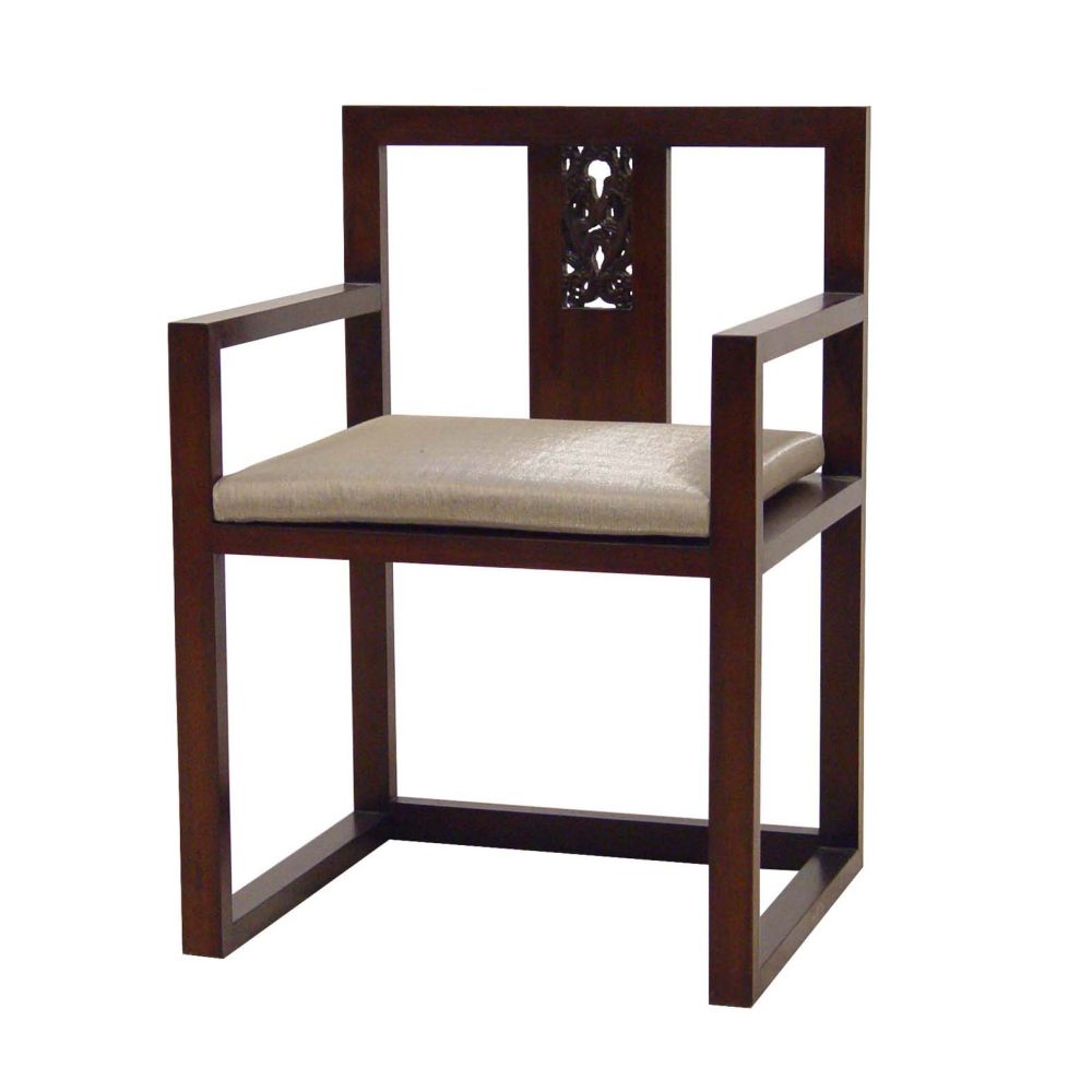 生活中不可或缺的家具-古典椅子_DSC04476.JPG