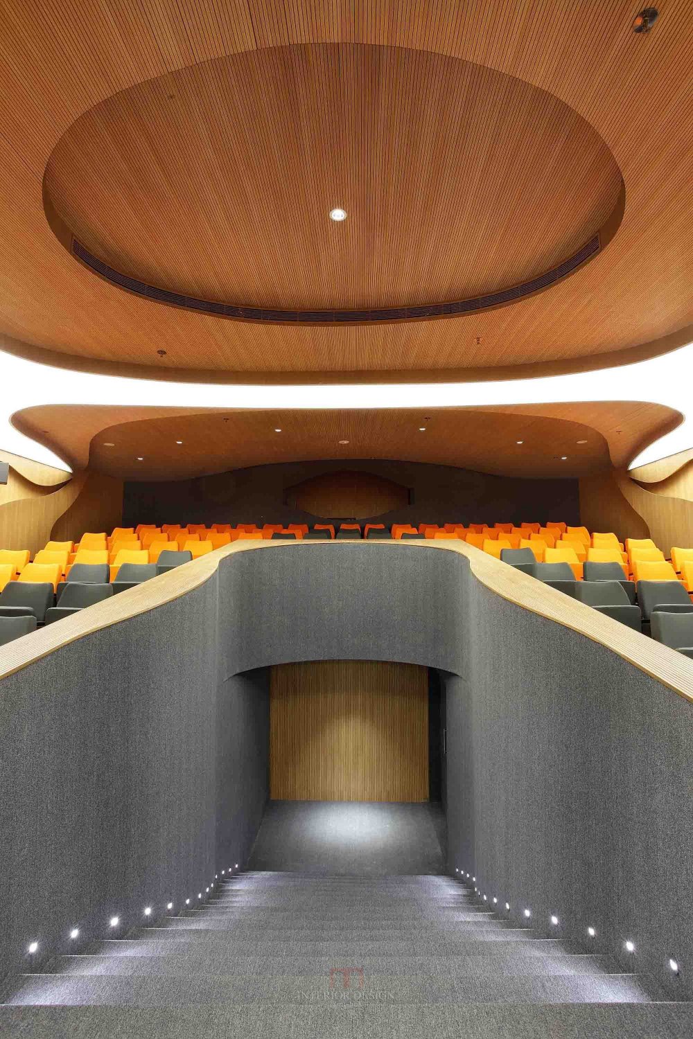 老外设计的一个非常现代感的礼堂剧院    印度孟买_5477c38de58ece9858000031_m-auditorium-planet-3-studios-architecture_06.jpg