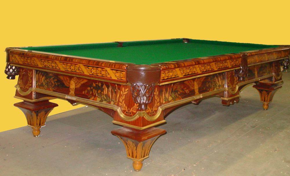 ART. 1012 AMERICAN POOL-TABLE WITH EAGLES.jpg