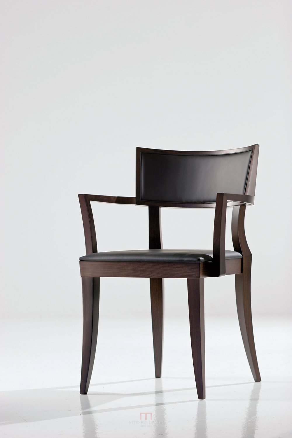 DIAMANTE armchair_photo1.jpg