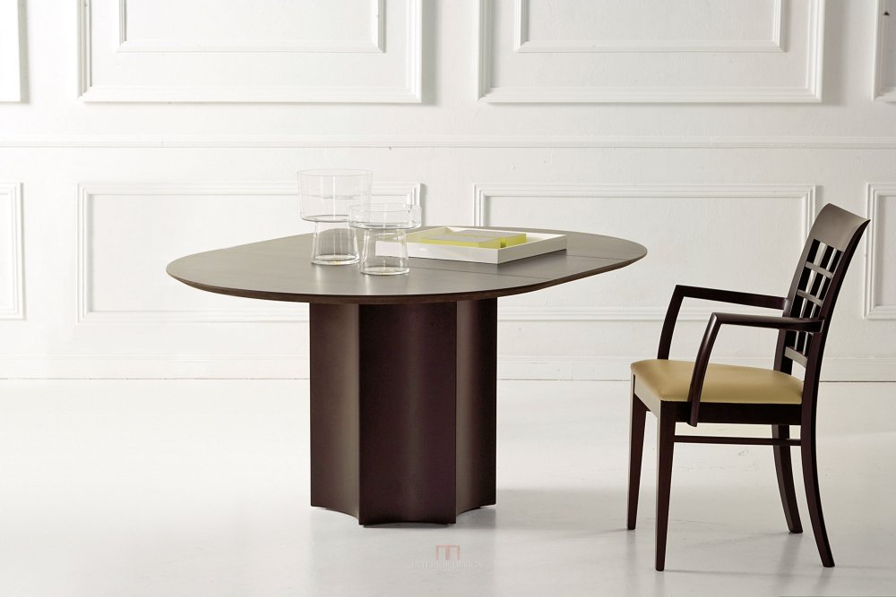 ETOILE table_photo1.jpg