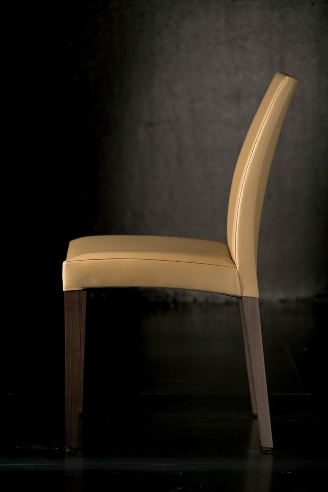 GIADA chair.jpg