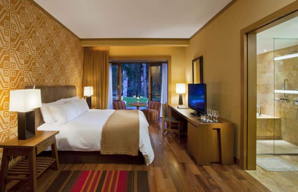 Tambo del Inka Hotel, Urubamba, Peru_调整大小 19)Tambo del Inka Hotel—Deluxe Room 拍攝者 Luxury Collection Hotels an.jpg