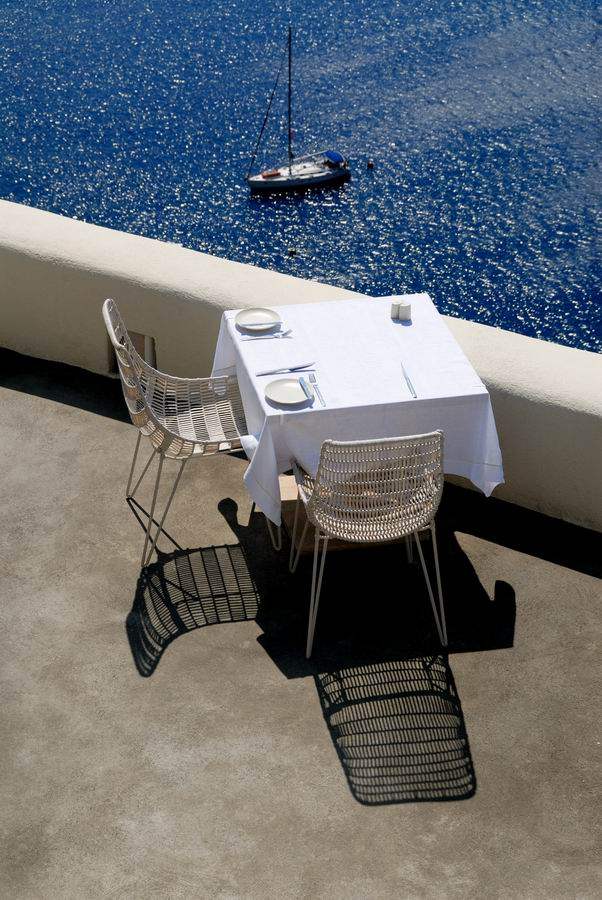 Mystique, Santorini, Santorini, Greece_调整大小 5)Mystique, Santorini—Private dinning at Charisma 拍攝者 Luxury Collec.jpg